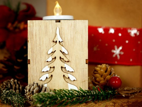 5902934207454 Świecznik drewniany.jpg