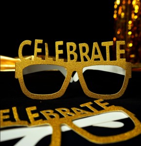 Papierowe okulary brokatowe Celebrate (4 szt.)